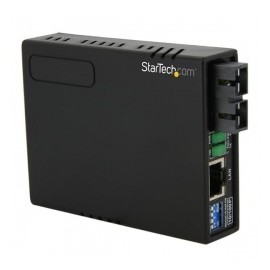 StarTech.com Convertidor de Medios de Fibra Óptica SC a Ethernet 10-100 Mbps con PoE, 2km